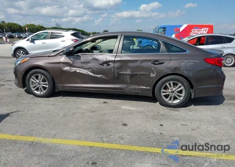2017 Hyundai Sonata Se z USA, uszkodzony, nr VIN 5NPE24AF1HH503769